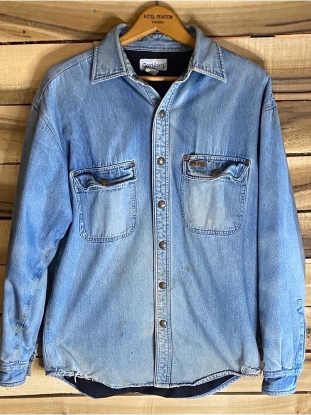 Carhartt distressed fleece lined Light Blue Denim Work Shirt Jacket size small